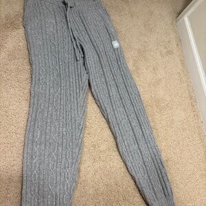 Alo Yoga Cable Knit Winter Bliss Pants